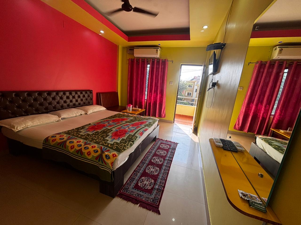 Semi-Deluxe Room